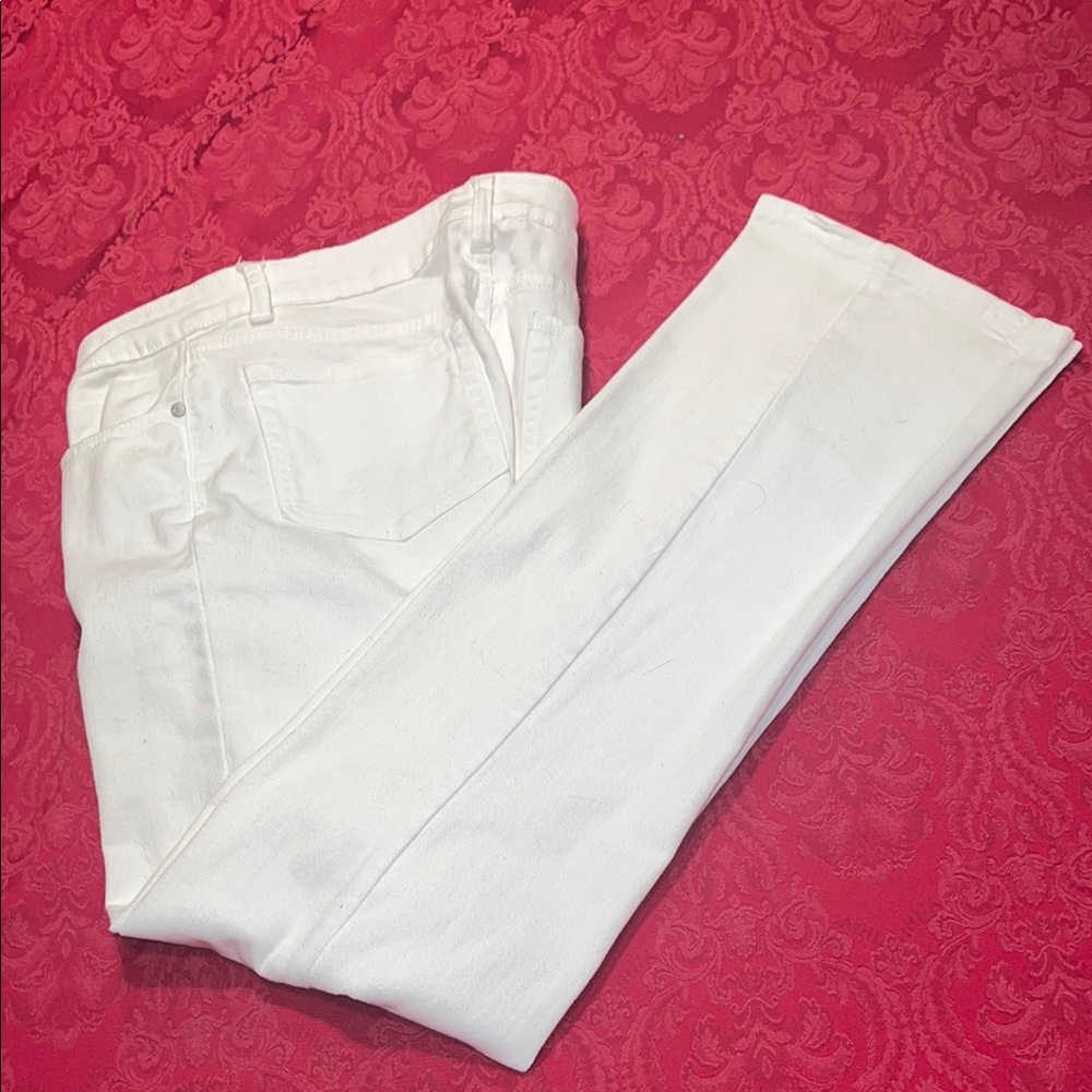 Venus White Women's Straight Leg Jeans